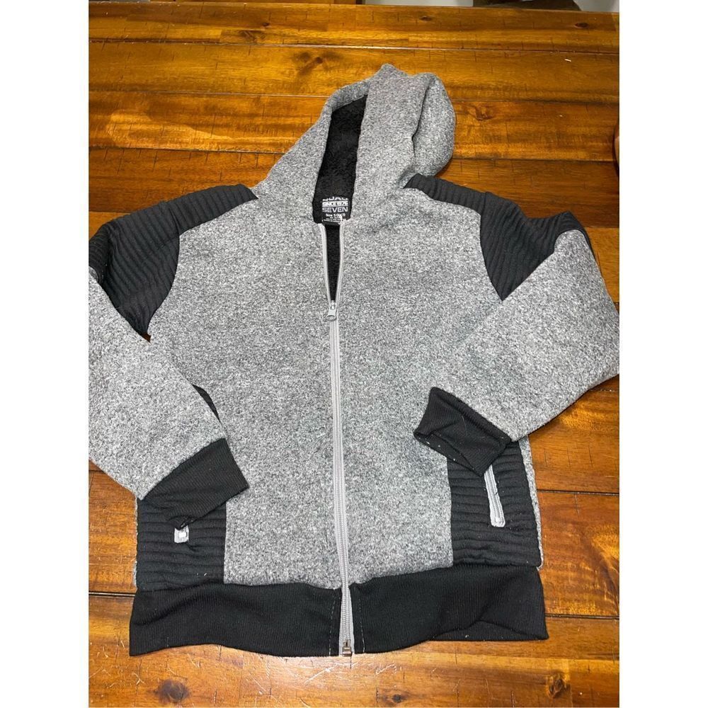 Quad Seven Kids Size Small Grey and Black Jacket
